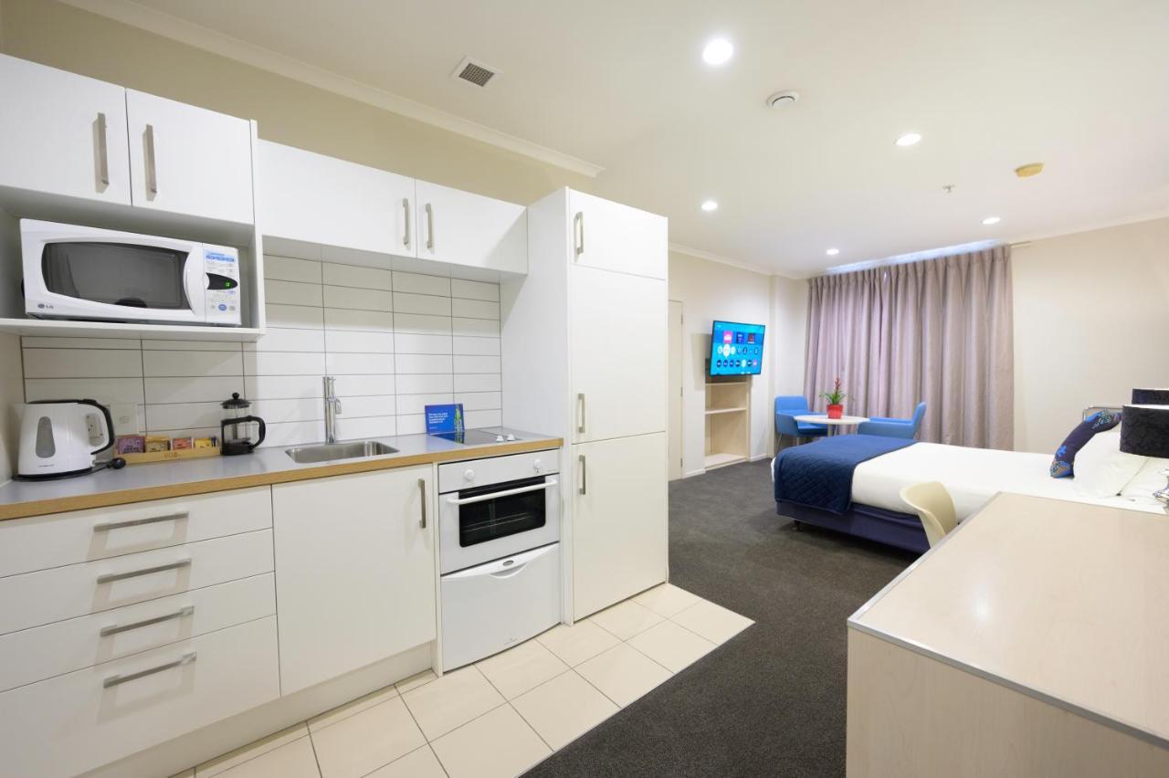 U Residence Hotel Уелингтън Екстериор снимка