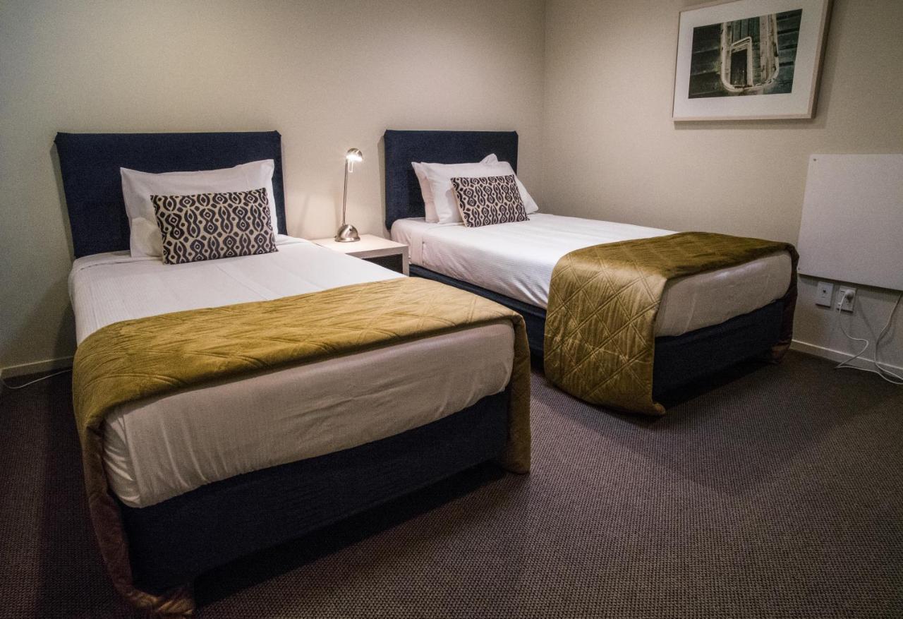 U Residence Hotel Уелингтън Екстериор снимка